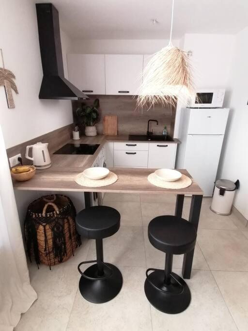 Superbe Studio Ethnique Apartment Hyeres Ngoại thất bức ảnh